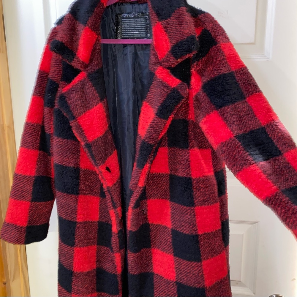 Steve Madden Buffalo Plaid Red and Black Sherpa Women's Coat size Large - Picture 6 of 11